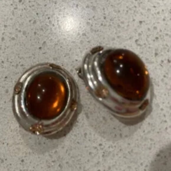 Vintage clip earrings - Picture 1 of 1